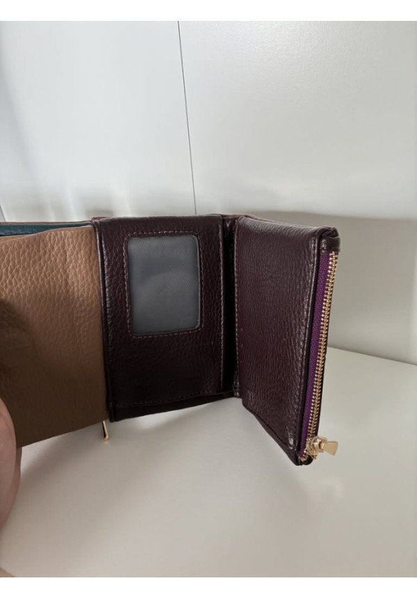 051. Cartera monedero