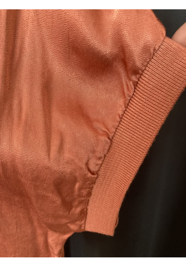 3.4. Blusa ribetes satén
