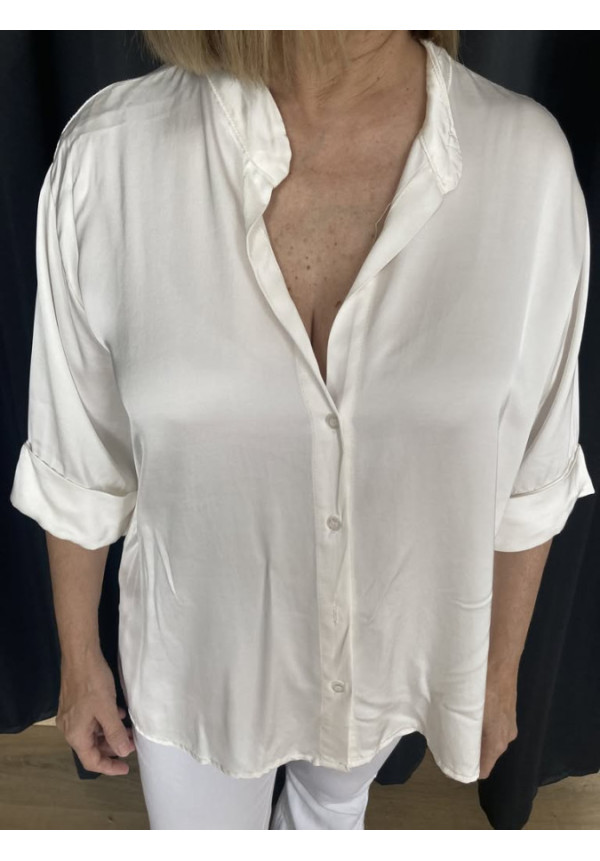 1.8. Camisa satén 