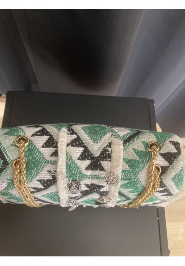 4.3. Bolso tweed monedas 