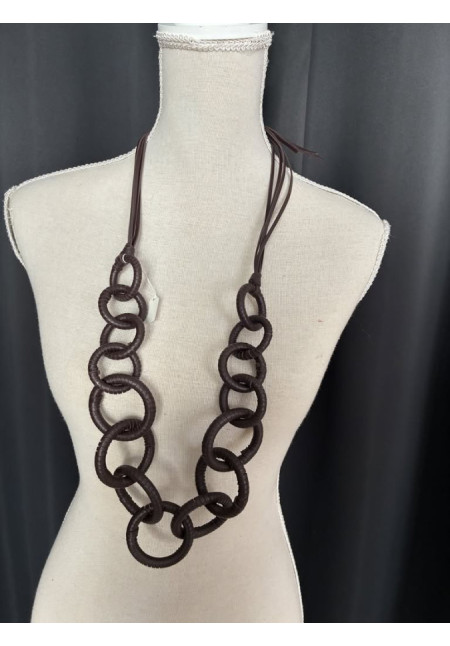 2.9. Collar eslabones cuero