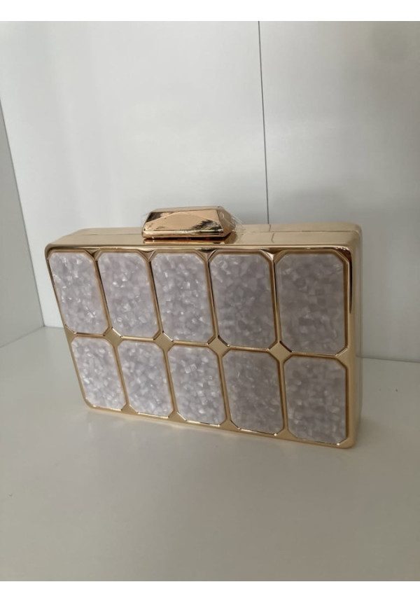 3.4. Clutch nácar