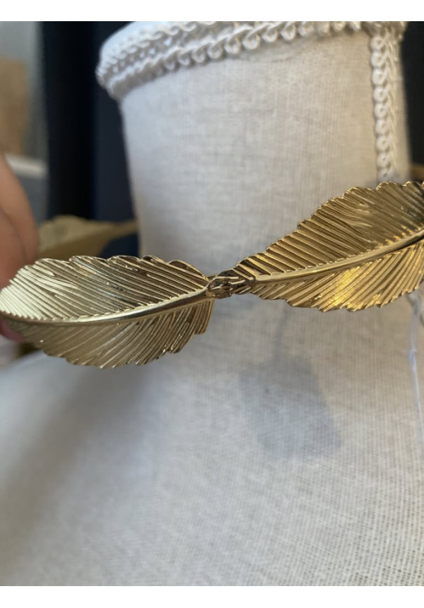 1.2. Diadema hojas relieve