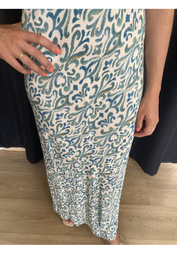 1193. Vestido al cuello estampado