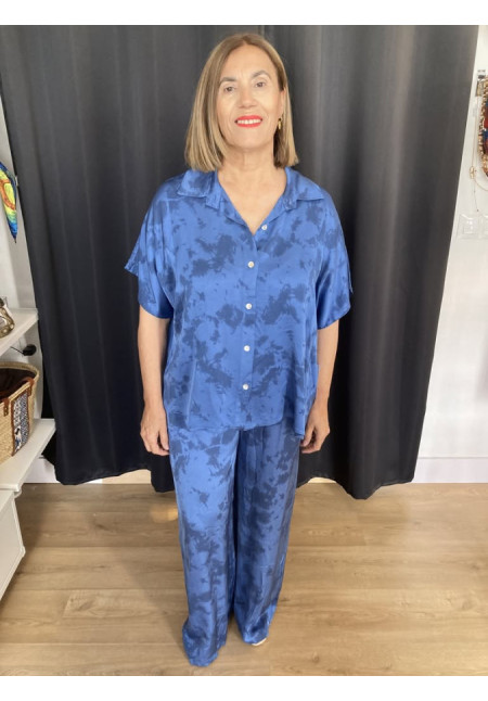 5.6. Blusa estamp abstracto satén