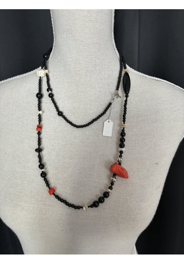 6. Collar piedra natural