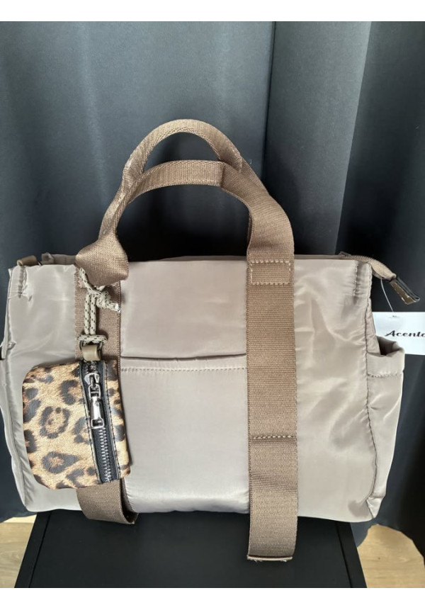 001. Bolso naylon basic