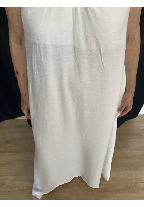 6.36. Vestido broche