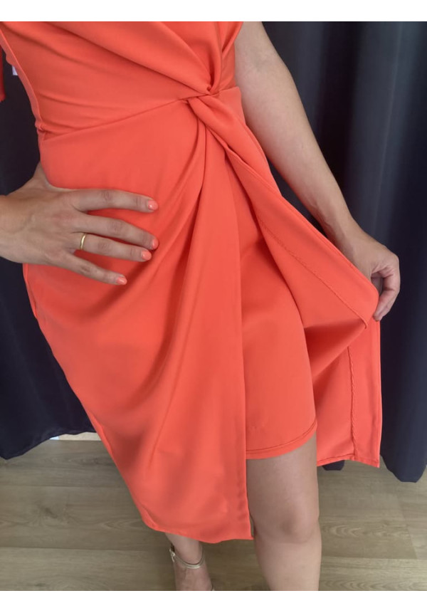 1.11. Vestido cuello sobrafalda