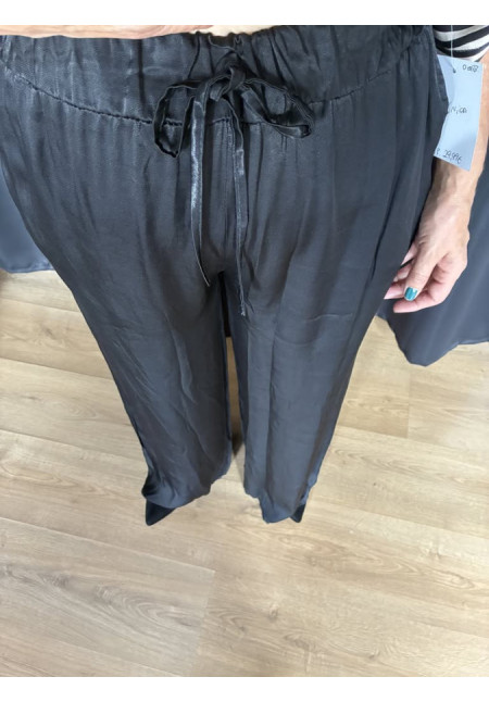 0046. Pantalón seda