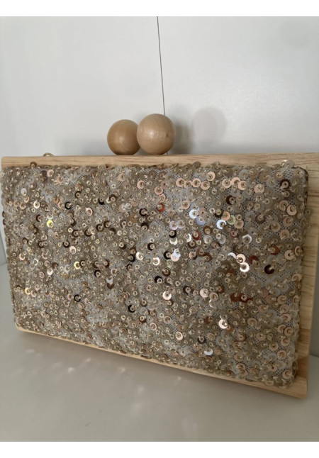 4.2. Clutch lentejuelas