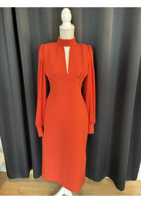 00108. Vestido escotes