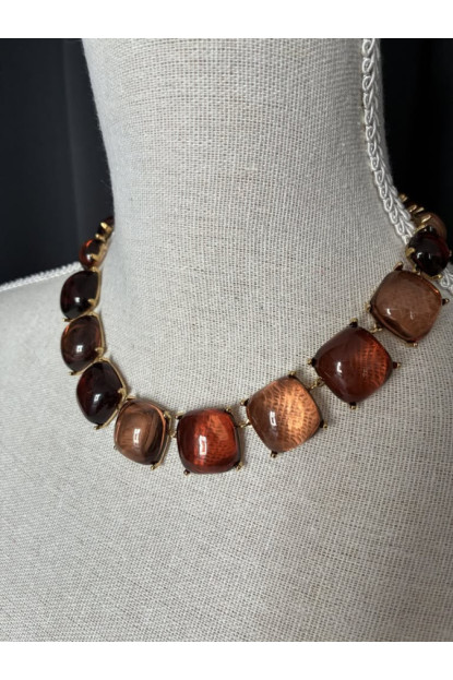 5. Collar piedras transparentes