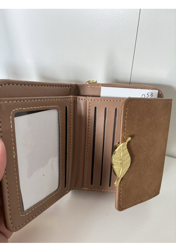 053. Cartera monedero hoja