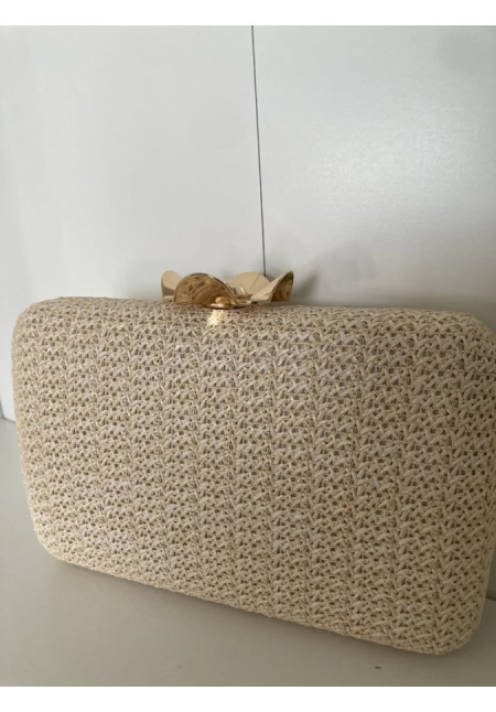 4.4. Clutch flor rafia
