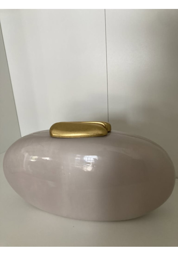 4.16. Clutch mármol