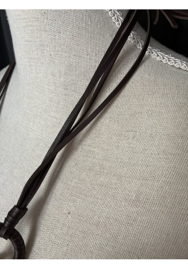 2.9. Collar eslabones cuero