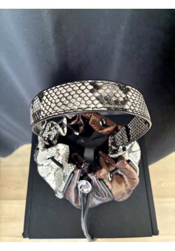 025. Bolso tricolor serp