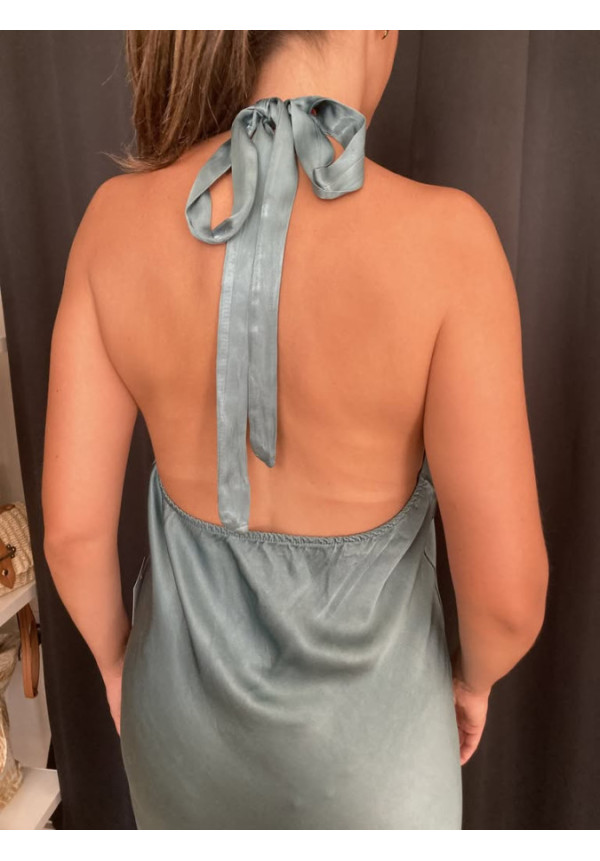 6.32. Vestido satén espalda