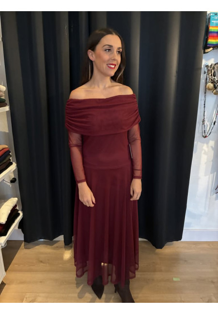 0083. Vestido tul hombros