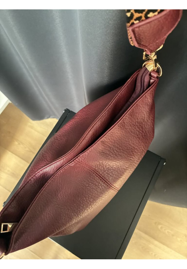 017. Bolso basic sac