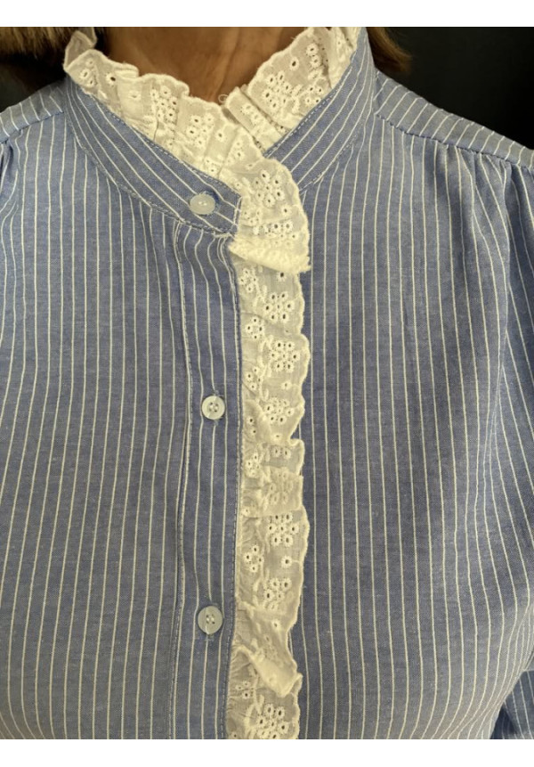 04. Camisa rayas detalles