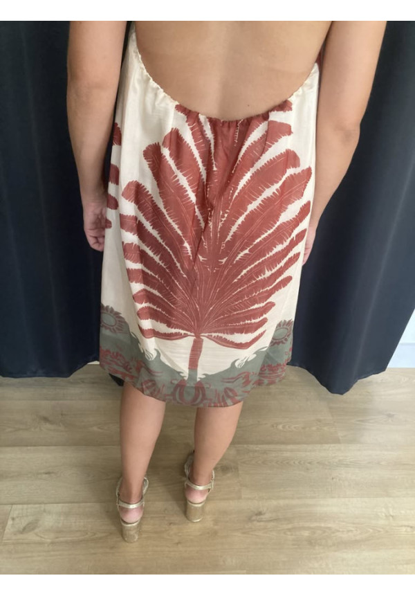 6.70. Vestido halter corto