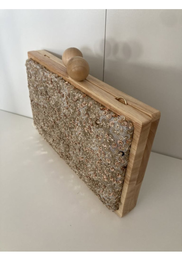 4.2. Clutch lentejuelas