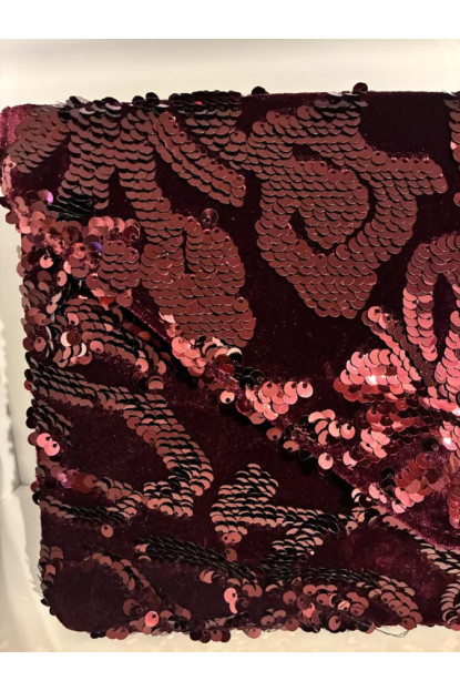 035. Cartera fiesta sobre lentejuelas