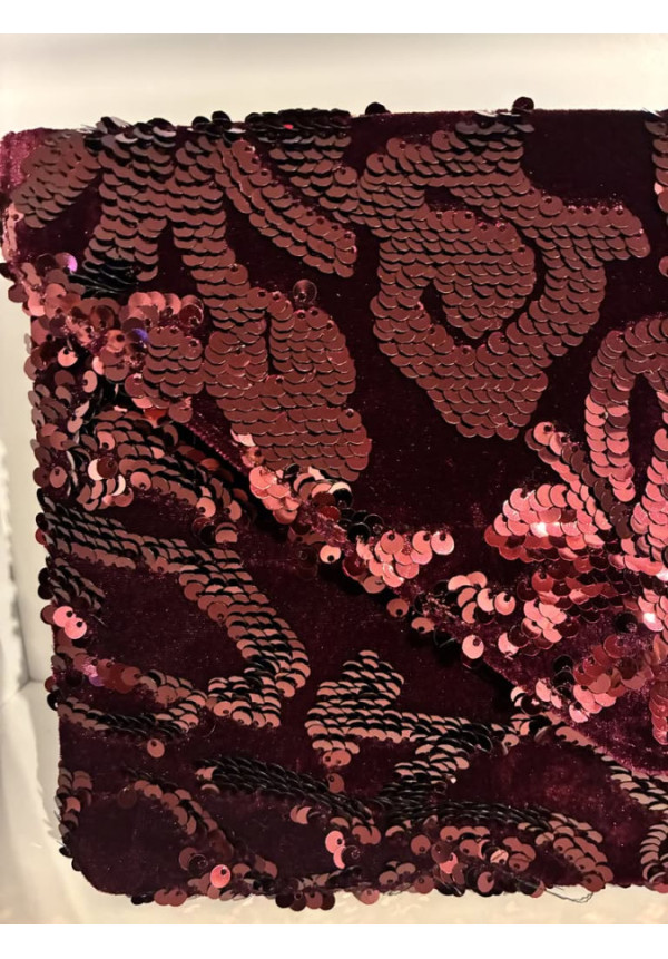 035. Cartera fiesta sobre lentejuelas