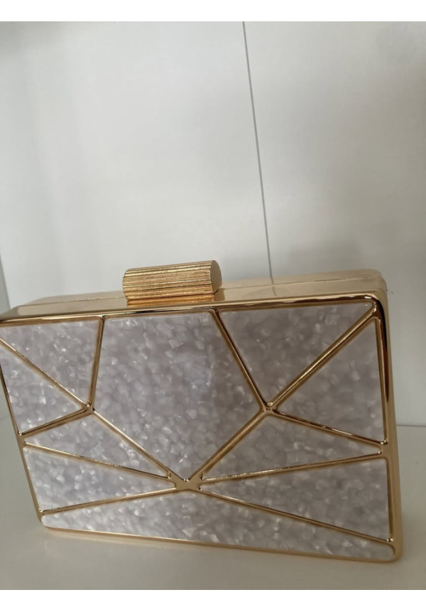 4.10. Clutch nácar