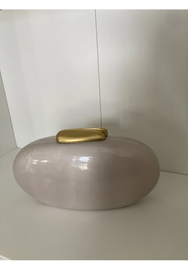 4.16. Clutch mármol