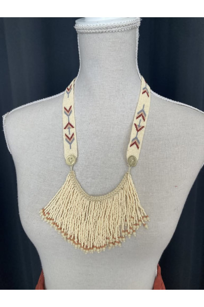 2.7. Collar étnico bolitas