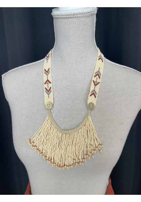 2.7. Collar étnico bolitas