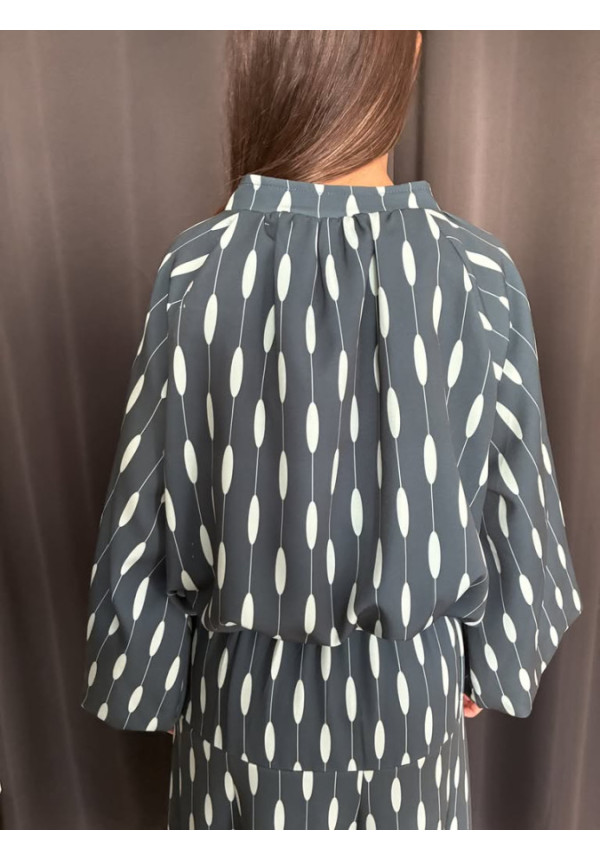 0036. Bomber estampada óvalos