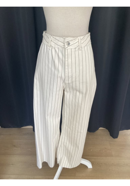 1.9. Pantalón rayas 