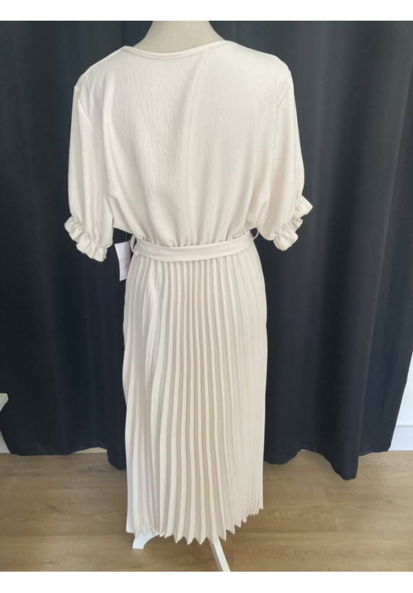 1.18. Vestido falda plisada 