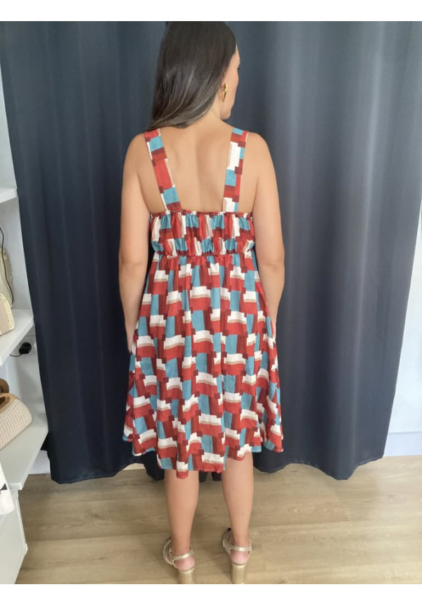 6.56. Vestido estampado retro escote
