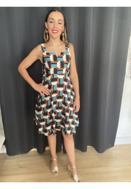 6.56. Vestido estampado retro escote