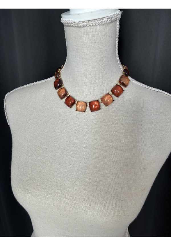 5. Collar piedras transparentes