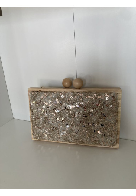 4.2. Clutch lentejuelas