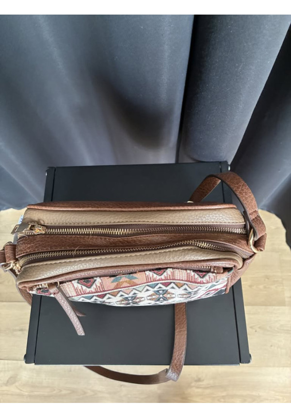 011. Bolso estampado étnico