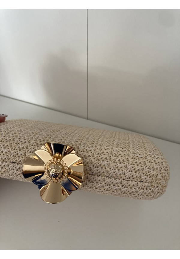 4.4. Clutch flor rafia