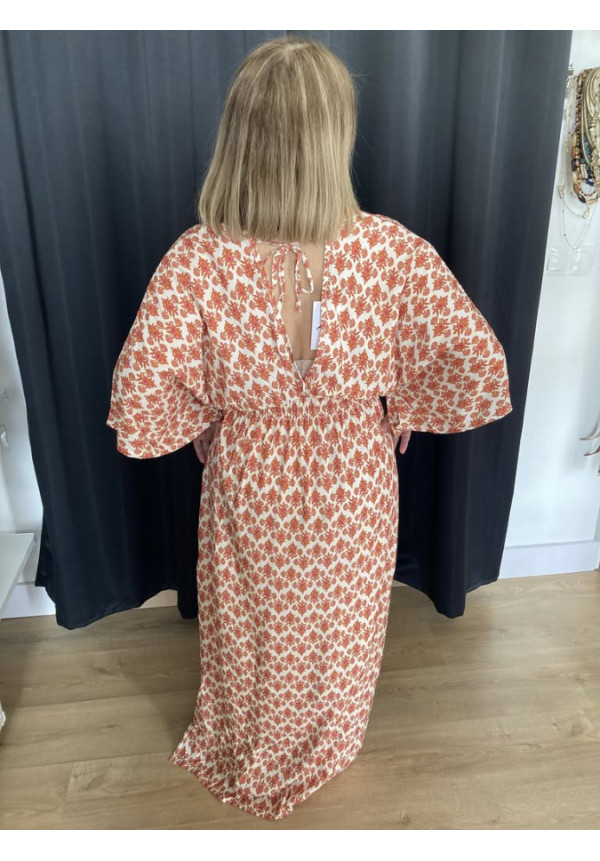 1.2. Vestido estampado escote V
