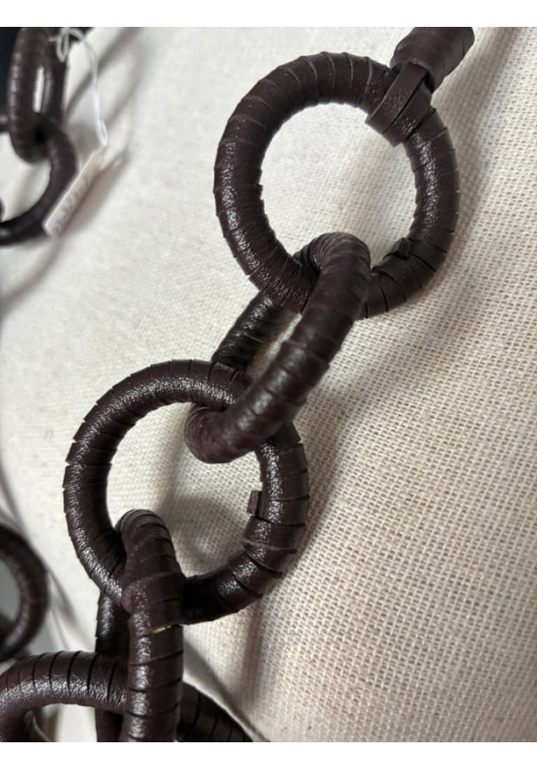 2.9. Collar eslabones cuero