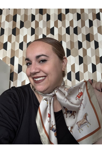 925-1. Pañuelo seda estampado