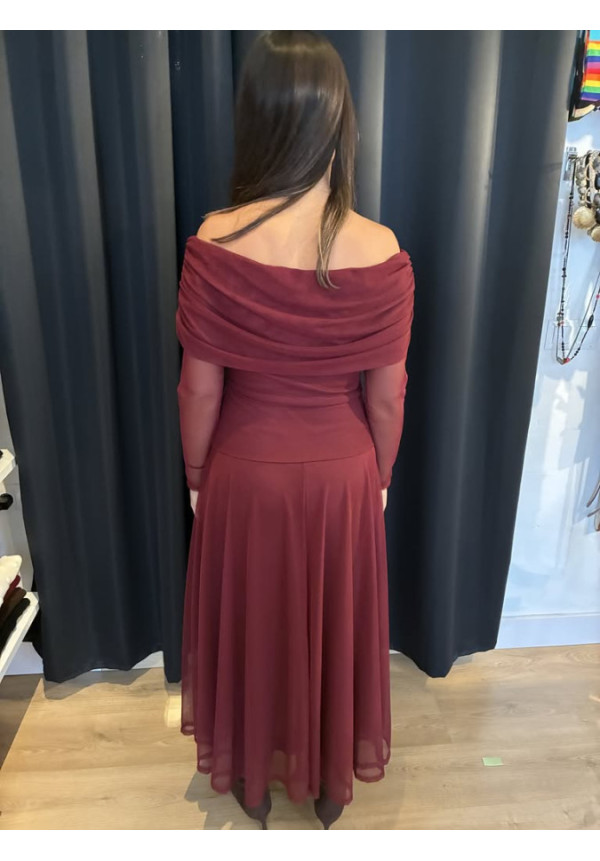 0083. Vestido tul hombros