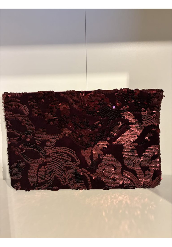 035. Cartera fiesta sobre lentejuelas