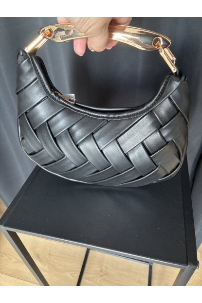 016. Bolso trenzado asa dorada