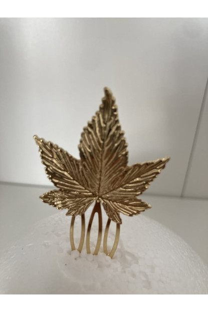 Peina pequeña hoja